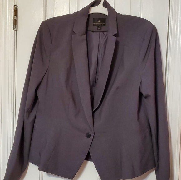 Womens pantsuit and another grey jacket - Picture 3 of 4